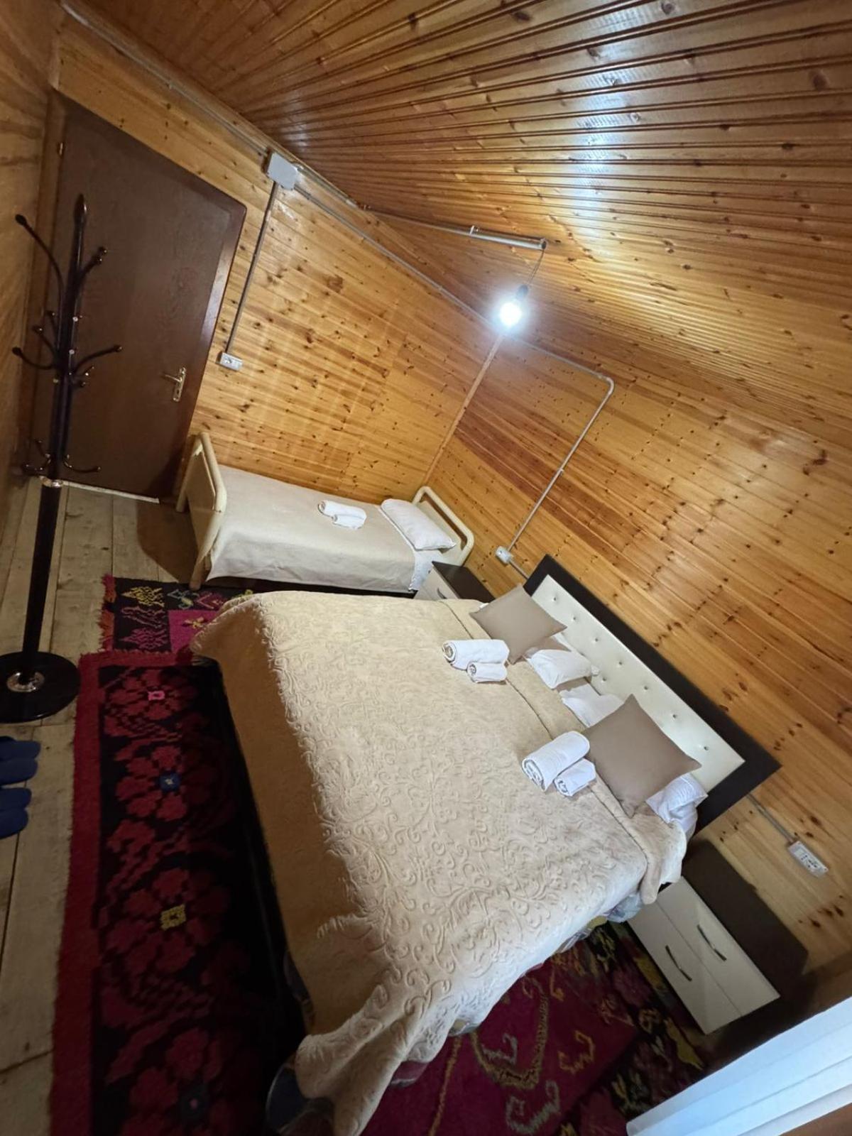 Bujtina Carku Hotel Theth Exterior photo